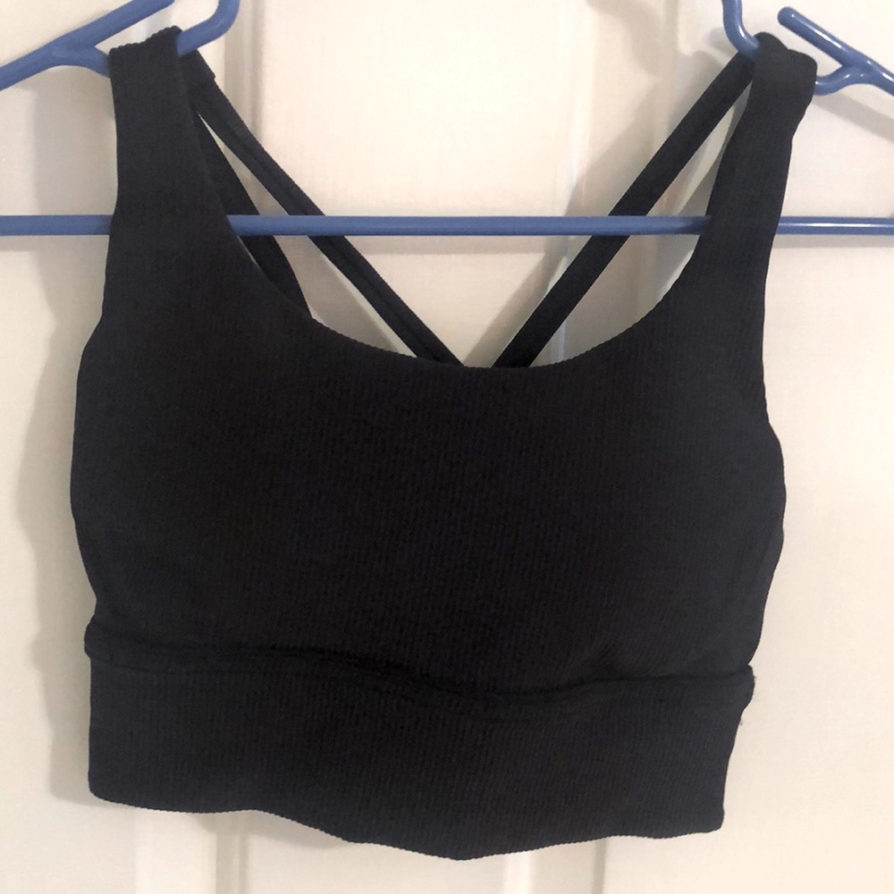 Lululemon bra with removable padding